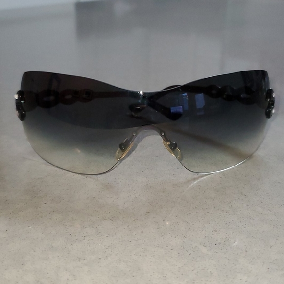 Versace Rimless Black Gradient Sunglasses main image 10